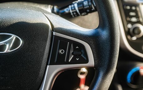 Hyundai Solaris II рестайлинг, 2014 год, 1 200 000 рублей, 18 фотография