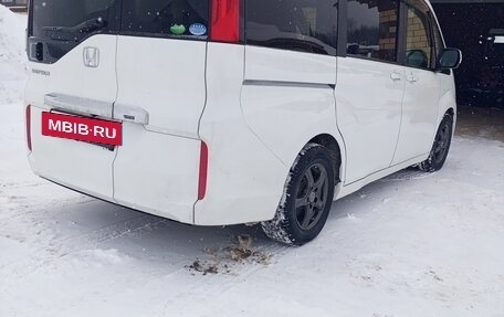 Honda Stepwgn IV, 2016 год, 1 570 000 рублей, 7 фотография