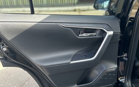 Toyota RAV4, 2021 год, 4 400 000 рублей, 12 фотография