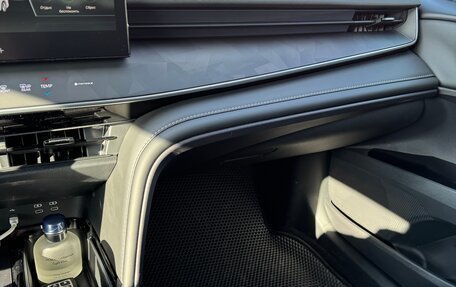 Toyota Camry, 2024 год, 3 900 000 рублей, 13 фотография