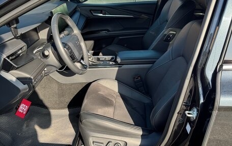 Toyota Camry, 2024 год, 3 900 000 рублей, 11 фотография