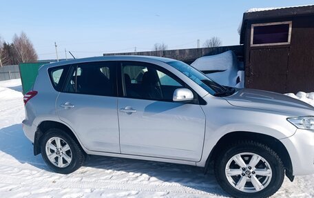 Toyota RAV4, 2010 год, 1 430 000 рублей, 4 фотография