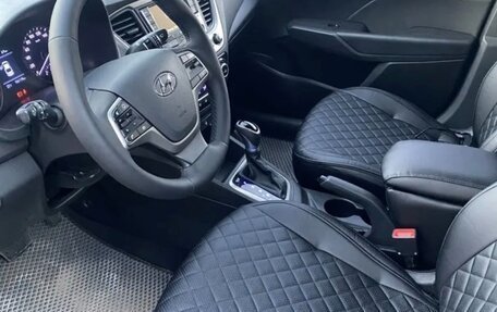 Hyundai Solaris II рестайлинг, 2017 год, 983 000 рублей, 3 фотография