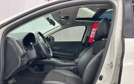 Honda Vezel, 2022 год, 1 640 000 рублей, 13 фотография