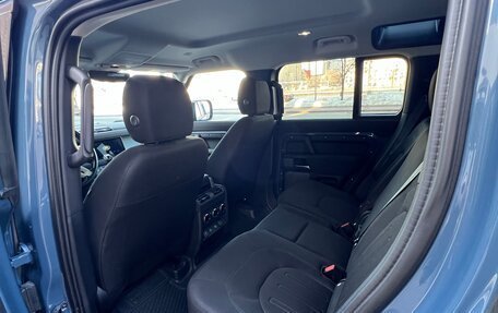 Land Rover Defender II, 2021 год, 7 200 000 рублей, 9 фотография