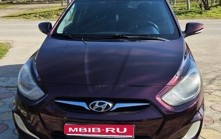 Hyundai Solaris II рестайлинг, 2012 год, 790 000 рублей, 4 фотография