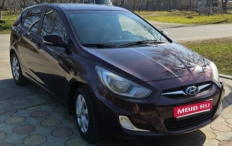 Hyundai Solaris II рестайлинг, 2012 год, 790 000 рублей, 9 фотография
