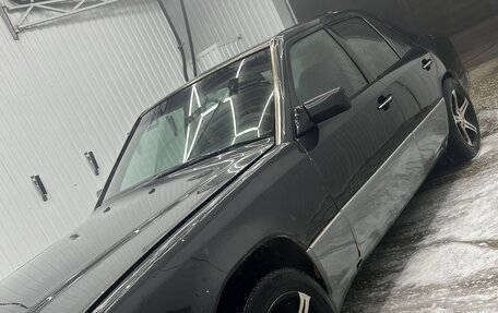 Mercedes-Benz E-Класс, 1995 год, 460 000 рублей, 9 фотография