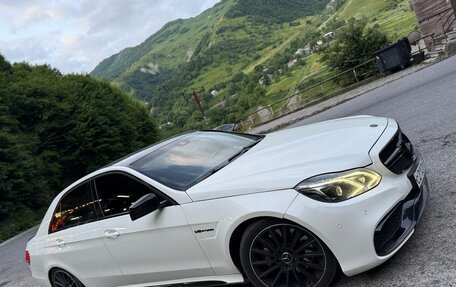 Mercedes-Benz E-Класс, 2014 год, 1 850 000 рублей, 2 фотография