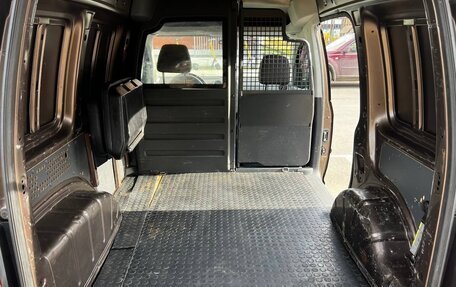 Volkswagen Caddy III рестайлинг, 2013 год, 850 000 рублей, 2 фотография