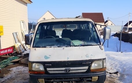 Toyota HiAce H100, 2000 год, 250 000 рублей, 3 фотография