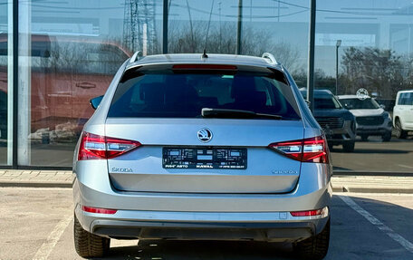 Skoda Superb III рестайлинг, 2017 год, 1 650 000 рублей, 6 фотография