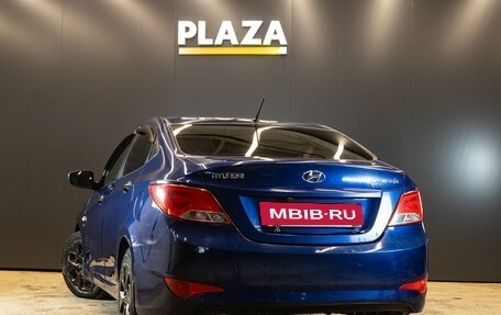 Hyundai Solaris II рестайлинг, 2015 год, 629 000 рублей, 3 фотография