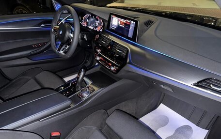 BMW 5 серия, 2020 год, 3 850 000 рублей, 10 фотография