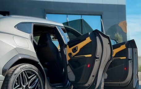 Lamborghini Urus I, 2022 год, 26 000 000 рублей, 6 фотография