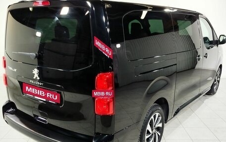 Peugeot Traveller I, 2020 год, 2 720 000 рублей, 5 фотография