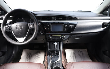 Toyota Corolla, 2013 год, 1 299 000 рублей, 10 фотография