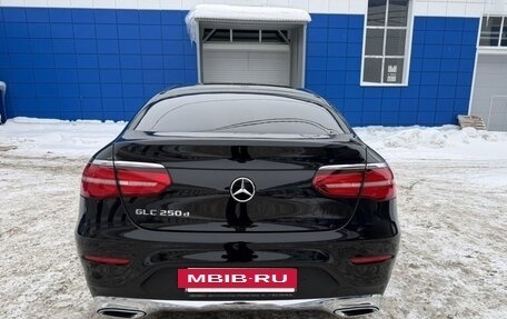 Mercedes-Benz GLC Coupe, 2016 год, 2 700 000 рублей, 10 фотография