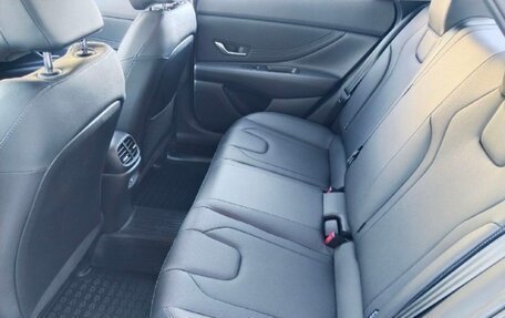 Hyundai Elantra, 2024 год, 2 585 000 рублей, 15 фотография