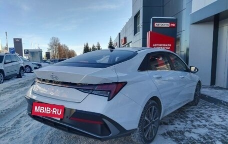 Hyundai Elantra, 2024 год, 2 585 000 рублей, 16 фотография
