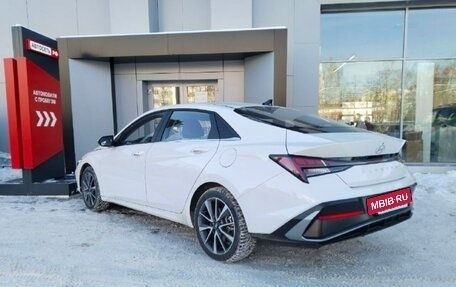 Hyundai Elantra, 2024 год, 2 585 000 рублей, 18 фотография