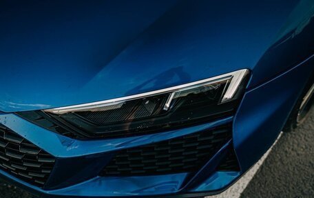 Audi R8, 2021 год, 23 000 000 рублей, 6 фотография