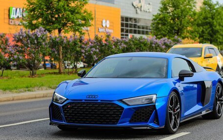 Audi R8, 2021 год, 23 000 000 рублей, 21 фотография