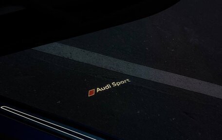 Audi R8, 2021 год, 23 000 000 рублей, 13 фотография