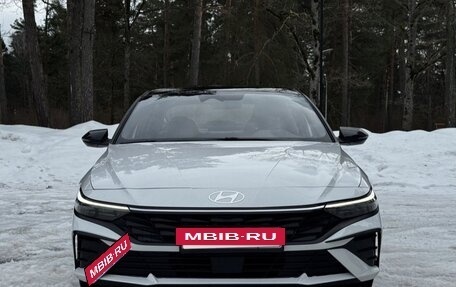 Hyundai Elantra, 2023 год, 1 450 000 рублей, 2 фотография