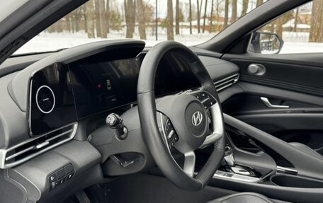 Hyundai Elantra, 2023 год, 1 450 000 рублей, 14 фотография