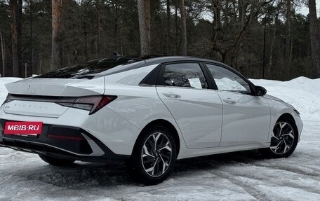 Hyundai Elantra, 2023 год, 1 450 000 рублей, 6 фотография