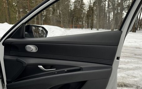 Hyundai Elantra, 2023 год, 1 450 000 рублей, 20 фотография