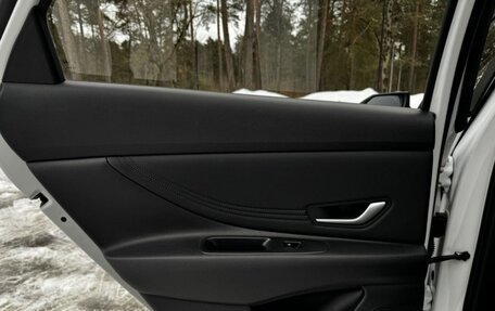 Hyundai Elantra, 2023 год, 1 450 000 рублей, 22 фотография