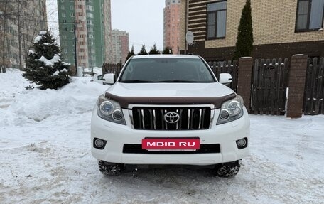 Toyota Land Cruiser Prado 150 рестайлинг 2, 2012 год, 2 630 000 рублей, 3 фотография