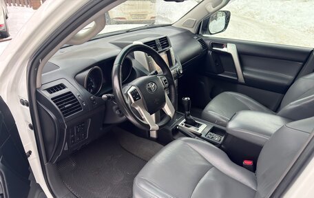 Toyota Land Cruiser Prado 150 рестайлинг 2, 2012 год, 2 630 000 рублей, 20 фотография