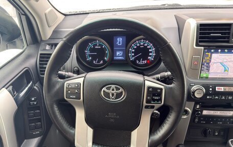 Toyota Land Cruiser Prado 150 рестайлинг 2, 2012 год, 2 630 000 рублей, 19 фотография