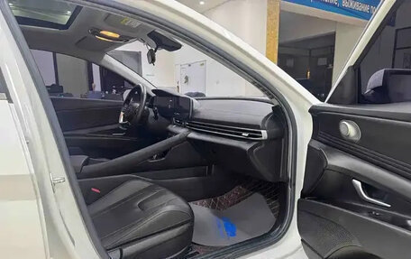 Hyundai Elantra, 2021 год, 1 112 000 рублей, 12 фотография