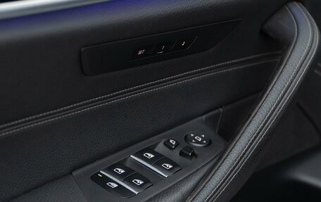 BMW 5 серия, 2019 год, 3 149 999 рублей, 22 фотография