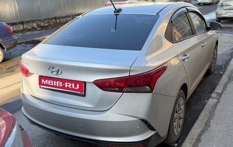 Hyundai Solaris II рестайлинг, 2022 год, 1 500 000 рублей, 2 фотография