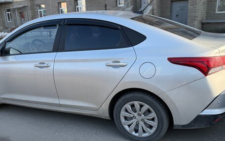 Hyundai Solaris II рестайлинг, 2022 год, 1 500 000 рублей, 5 фотография