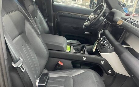 Land Rover Defender II, 2021 год, 8 550 000 рублей, 3 фотография