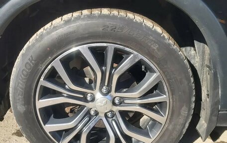 Mitsubishi Outlander III рестайлинг 3, 2016 год, 1 750 000 рублей, 7 фотография