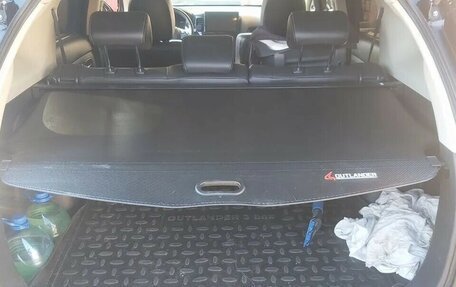 Mitsubishi Outlander III рестайлинг 3, 2016 год, 1 750 000 рублей, 17 фотография