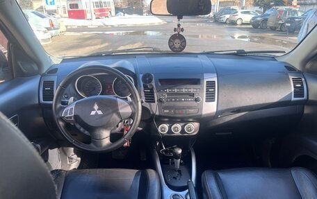 Mitsubishi Outlander III рестайлинг 3, 2006 год, 980 000 рублей, 4 фотография