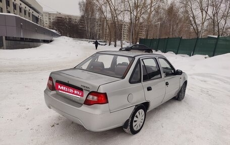 Daewoo Nexia I рестайлинг, 2010 год, 135 000 рублей, 5 фотография