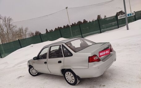 Daewoo Nexia I рестайлинг, 2010 год, 135 000 рублей, 3 фотография