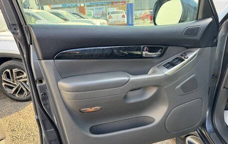 Toyota Land Cruiser Prado 120 рестайлинг, 2008 год, 2 925 000 рублей, 11 фотография