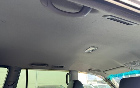 Toyota Land Cruiser Prado 120 рестайлинг, 2008 год, 2 925 000 рублей, 29 фотография