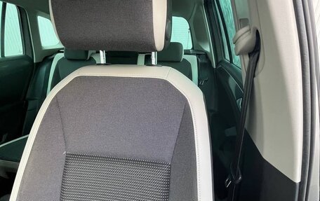 Volkswagen Tiguan II, 2019 год, 2 395 000 рублей, 15 фотография