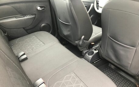 Renault Sandero II рестайлинг, 2015 год, 925 000 рублей, 11 фотография